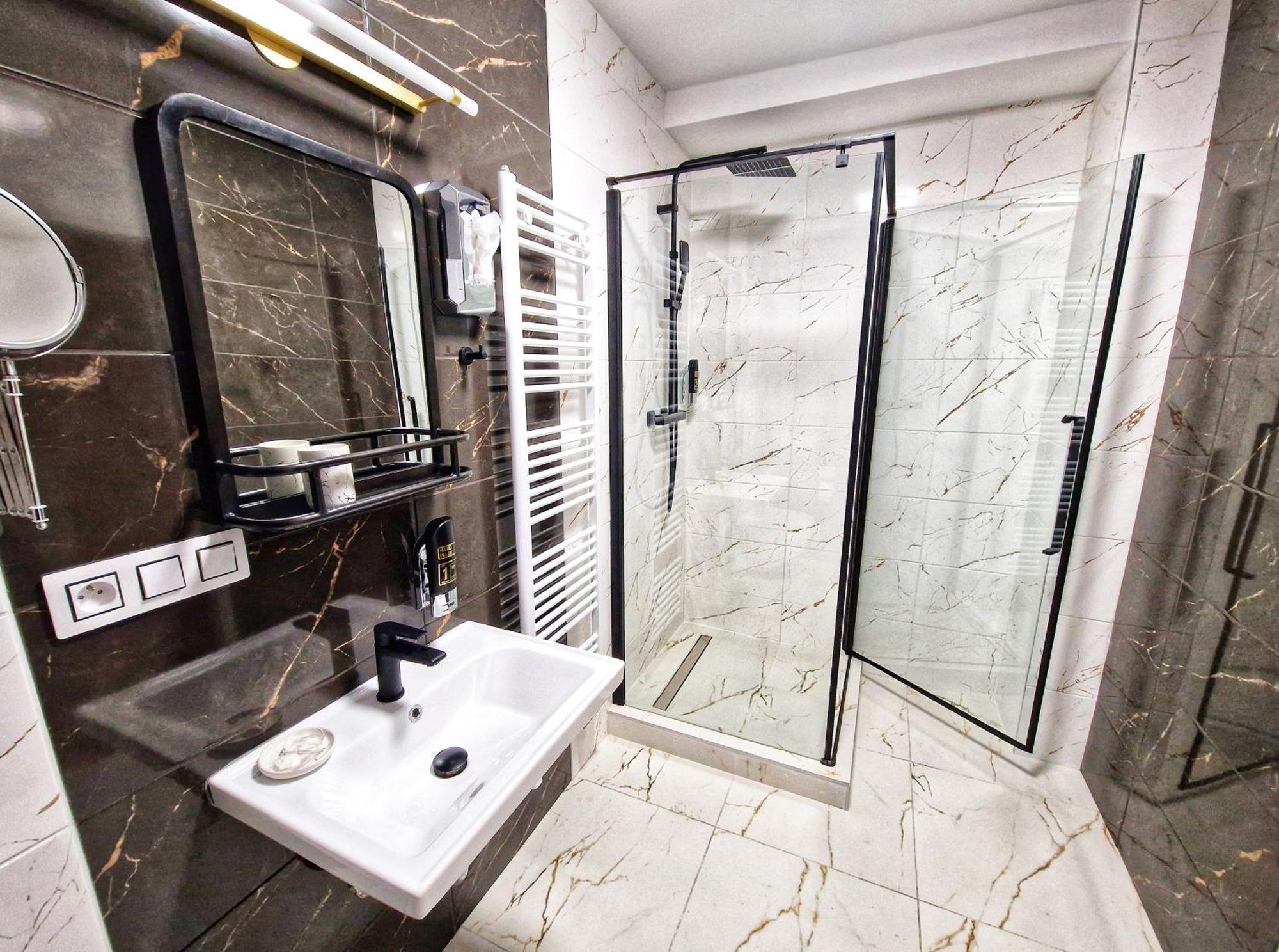 In Spirit, Hotel V Roznovskem Pivovaru - Pivni Lazne, Wellness & Cokoladovna Rožnov pod Radhoštěm Zewnętrze zdjęcie