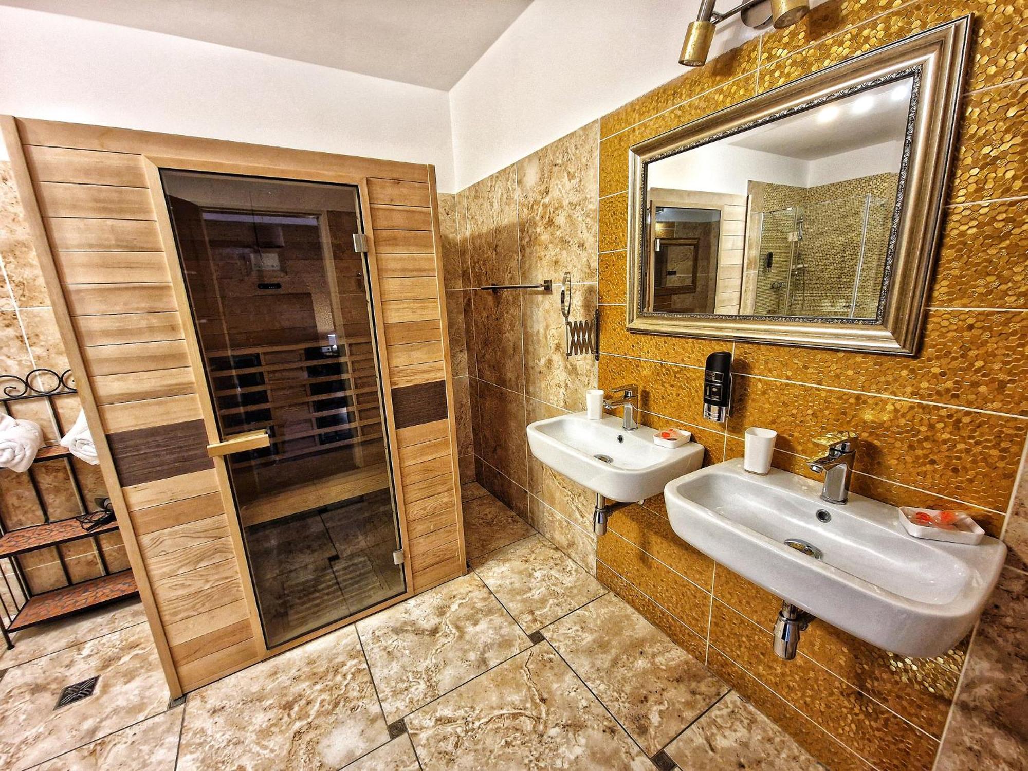 In Spirit, Hotel V Roznovskem Pivovaru - Pivni Lazne, Wellness & Cokoladovna Rožnov pod Radhoštěm Zewnętrze zdjęcie